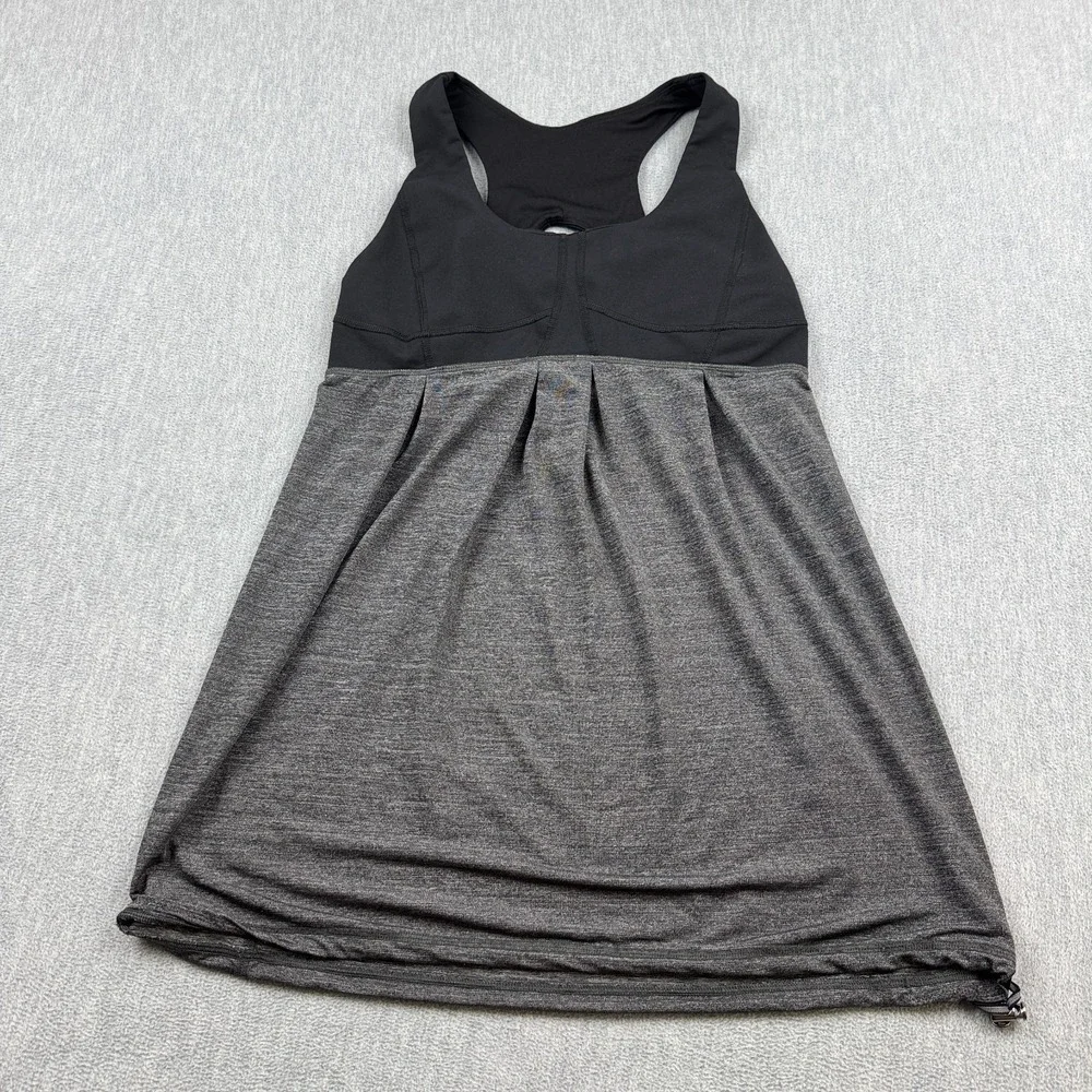Lululemon Tank Top Women 4 Gray Black Run Your Heart Out‎ Racerback Yoga Workout